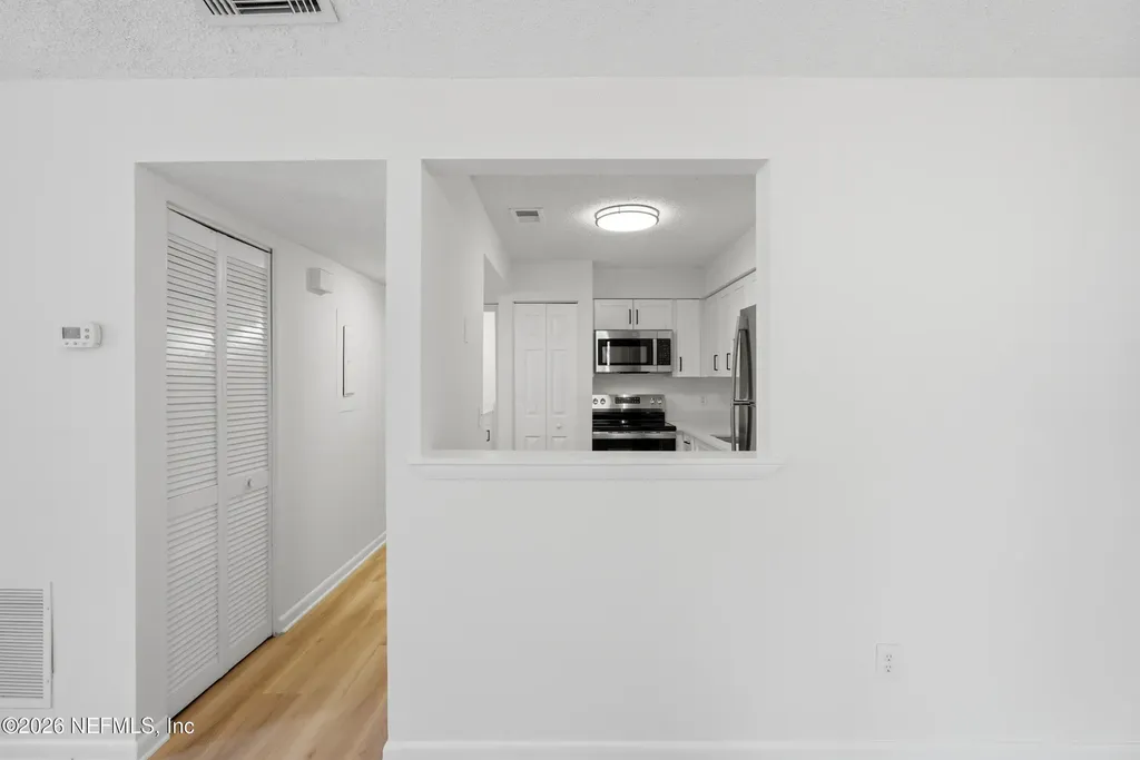 2519 Whispering Woods Boulevard Jacksonville FL 32246