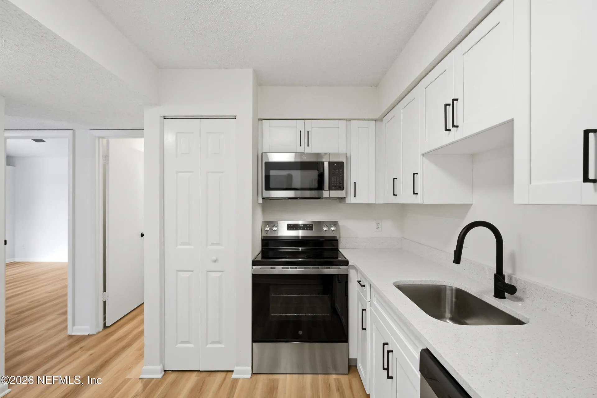 2519 Whispering Woods Boulevard Jacksonville FL 32246
