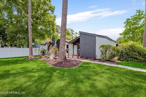 2519 Whispering Woods Boulevard Jacksonville FL 32246