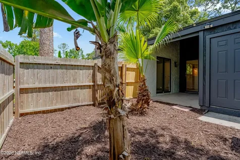 2519 Whispering Woods Boulevard Jacksonville FL 32246