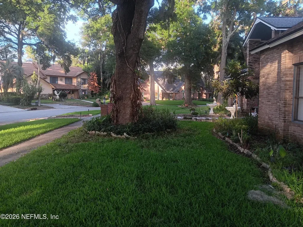 5394 Oak Bay Drive N Jacksonville FL 32277