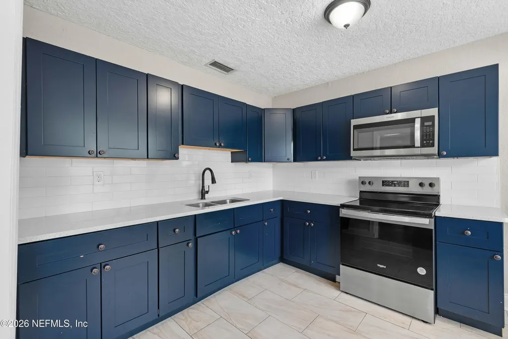 1645 W 12th Street Jacksonville FL 32209