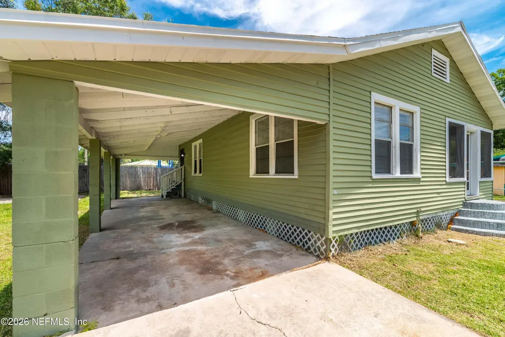 1645 W 12th Street Jacksonville FL 32209