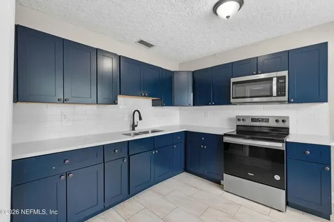 1645 W 12th Street Jacksonville FL 32209