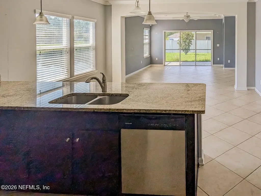10104 Bedford Lakes Court Jacksonville FL 32222