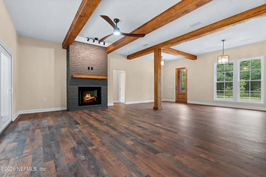 8021 Yellow Pine Circle Glen St. Mary FL 32040