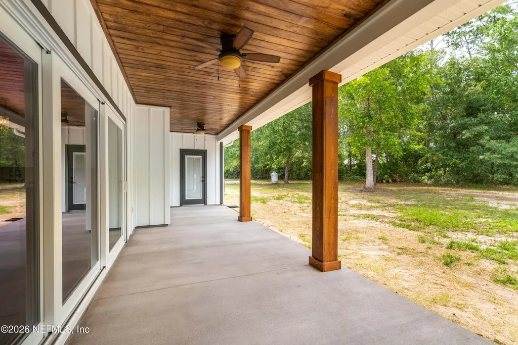 8021 Yellow Pine Circle Glen St. Mary FL 32040