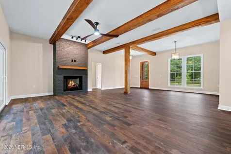 8021 Yellow Pine Circle Glen St. Mary FL 32040
