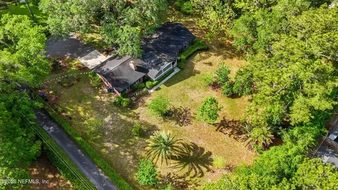 1913 State Road 13 N St. Johns FL 32259