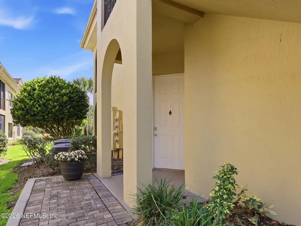 400 La Travesia Flora St. Augustine FL 32095