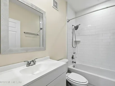 400 La Travesia Flora St. Augustine FL 32095