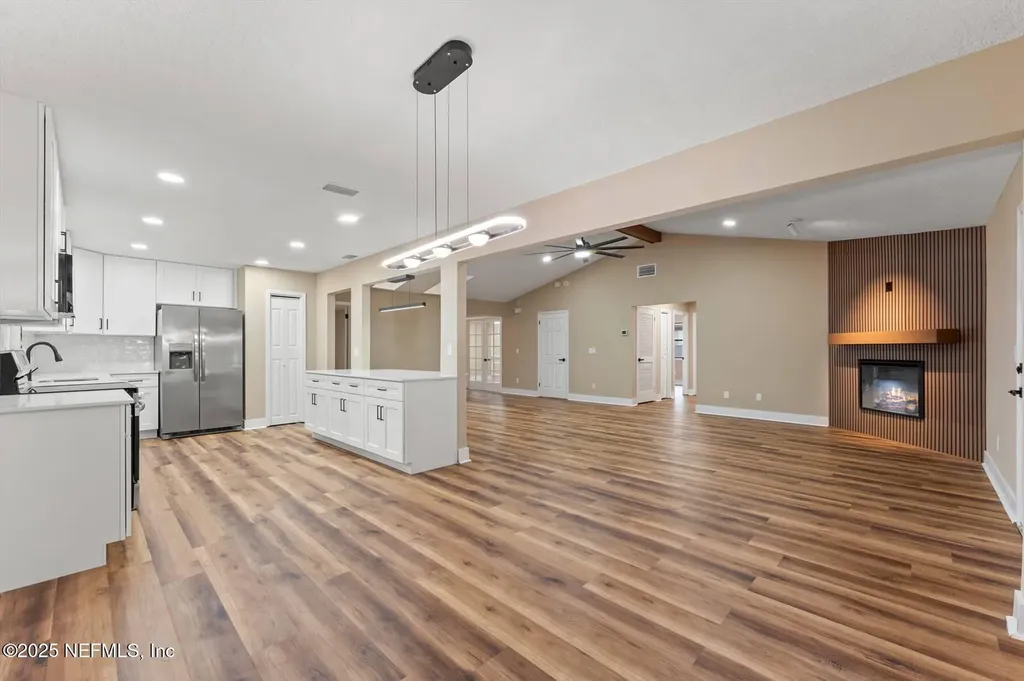 10850 Mandarin Station Drive W Jacksonville FL 32257