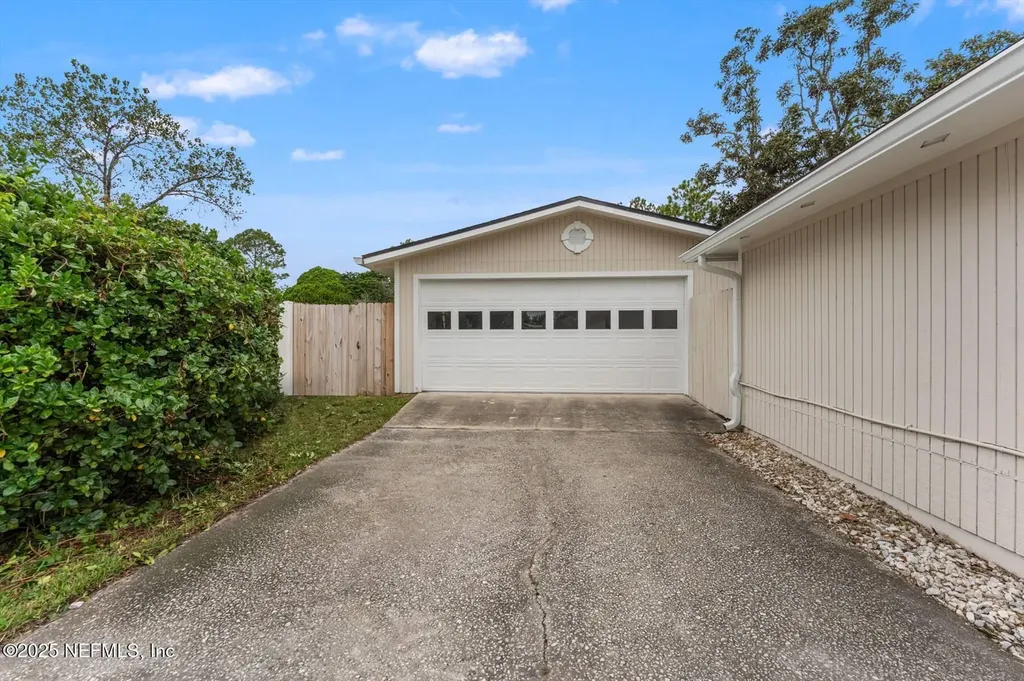 10850 Mandarin Station Drive W Jacksonville FL 32257