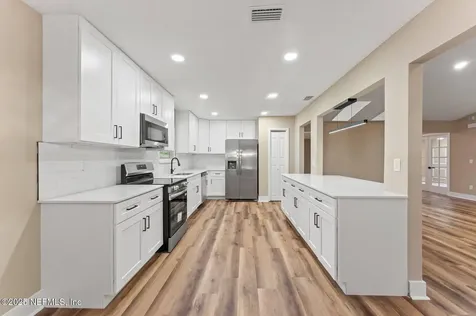 10850 Mandarin Station Drive W Jacksonville FL 32257