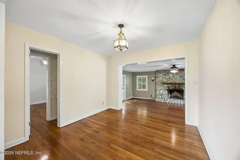 4238 Timuquana Road Jacksonville FL 32210