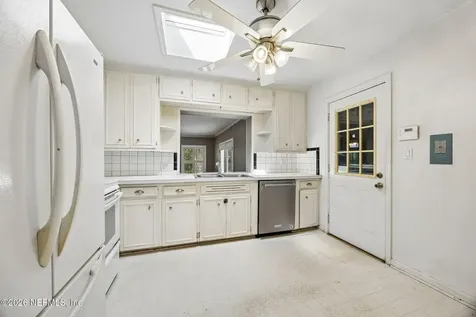 4238 Timuquana Road Jacksonville FL 32210