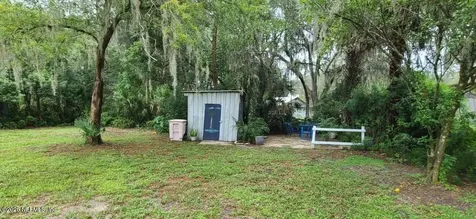 258 Old Highway 17 Crescent City FL 32112