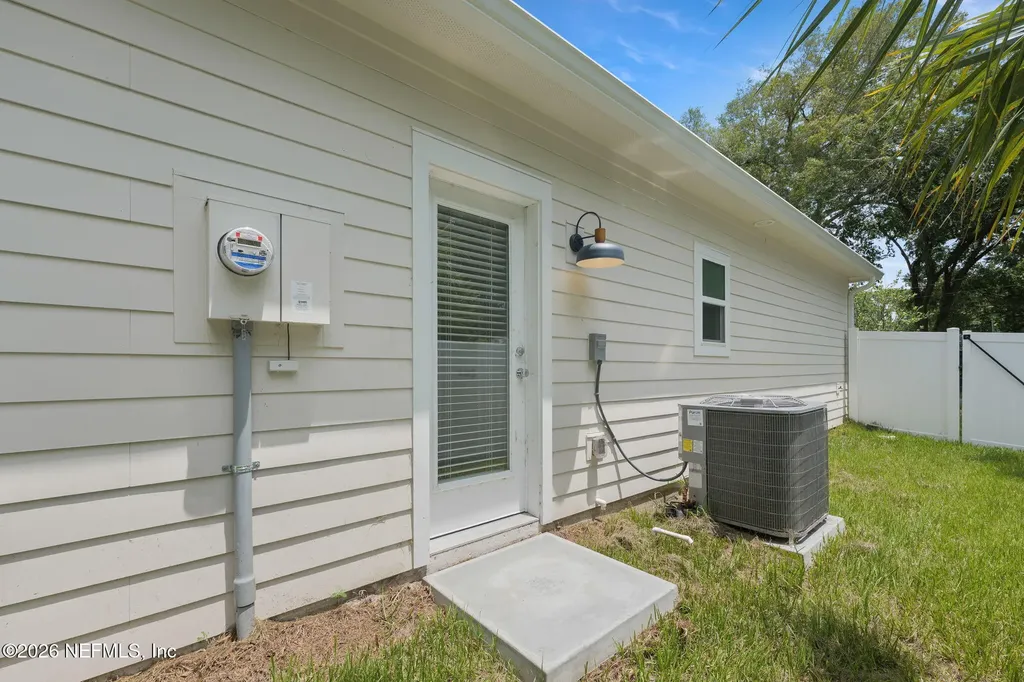 688 Madeore Street St. Augustine FL 32084