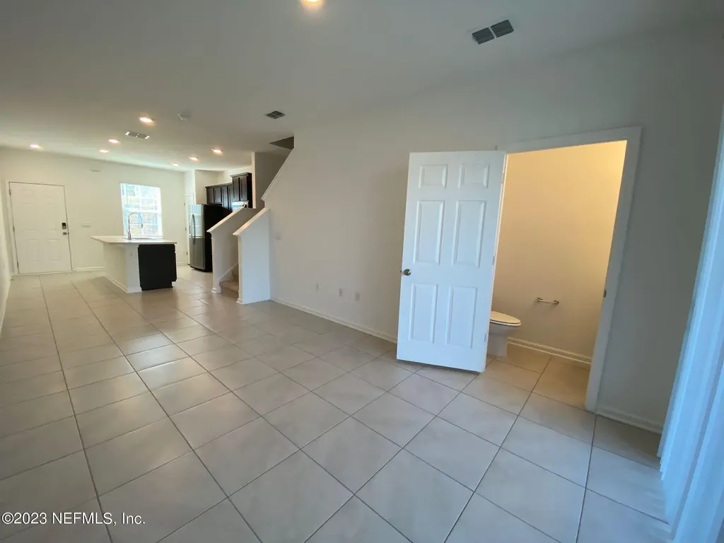 8319 Zenith Circle Jacksonville FL 32256