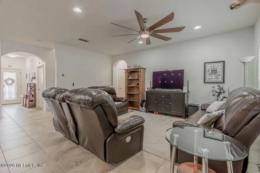 16284 Hunters Hollow Trail Jacksonville FL 32218