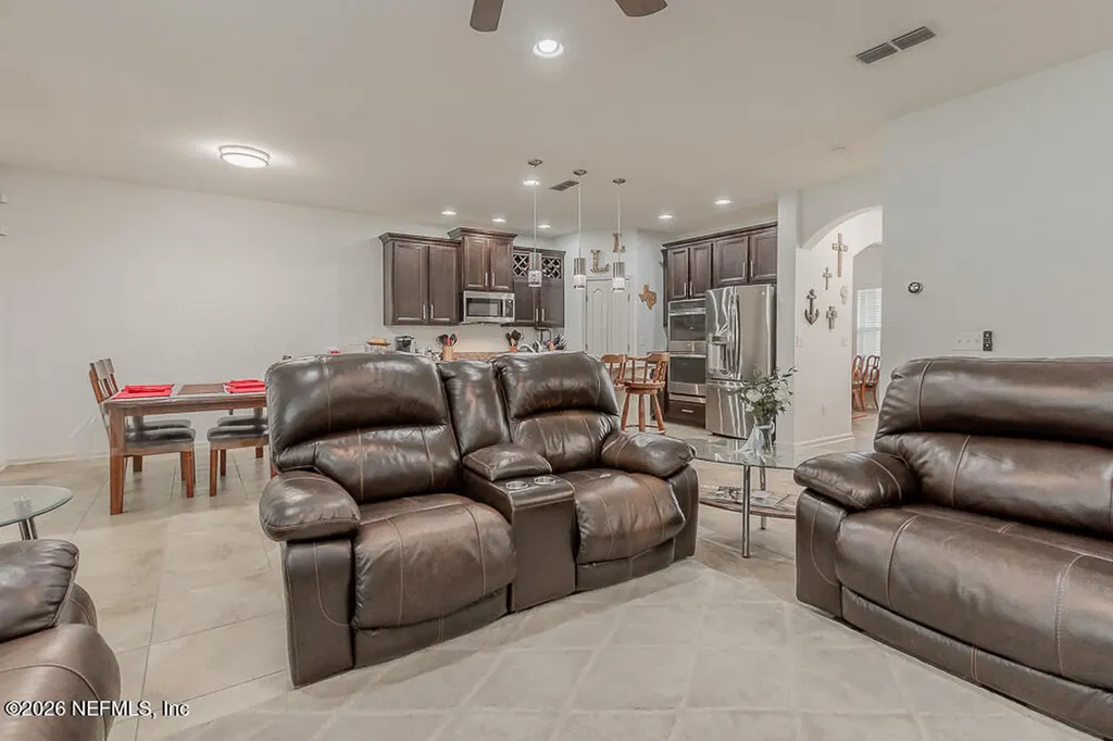 16284 Hunters Hollow Trail Jacksonville FL 32218