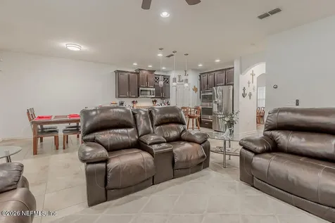 16284 Hunters Hollow Trail Jacksonville FL 32218