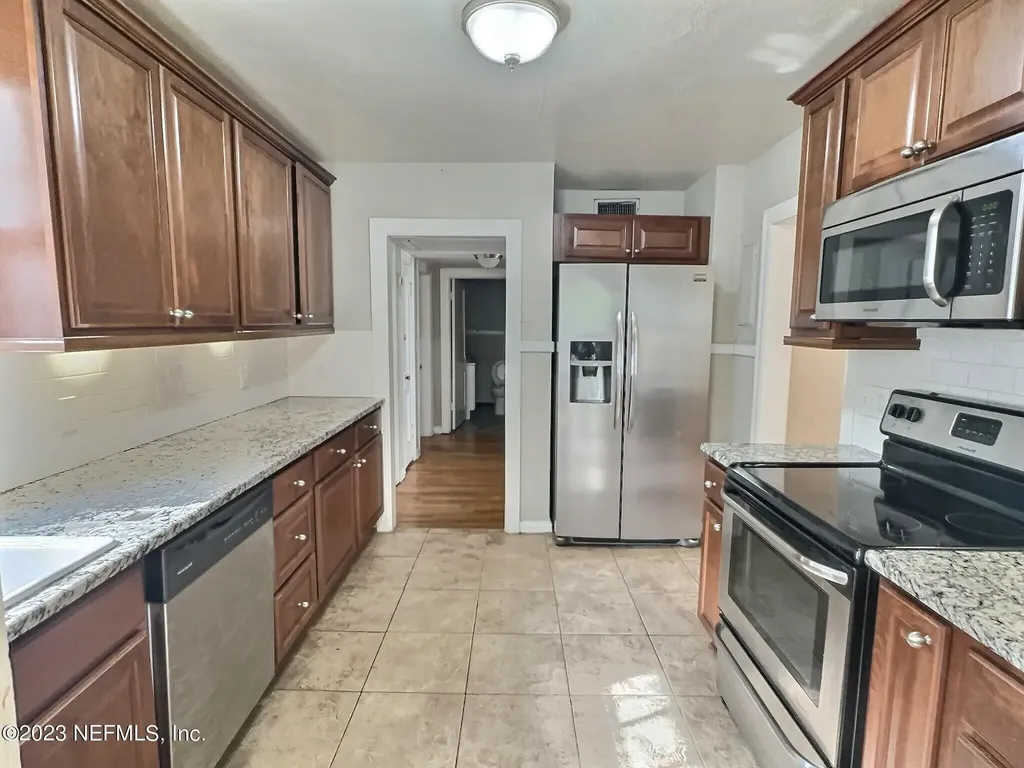 4614 Birkenhead Road Jacksonville FL 32210