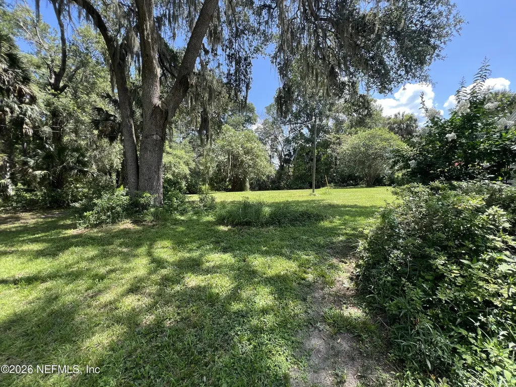140 Price Road Hawthorne FL 32640