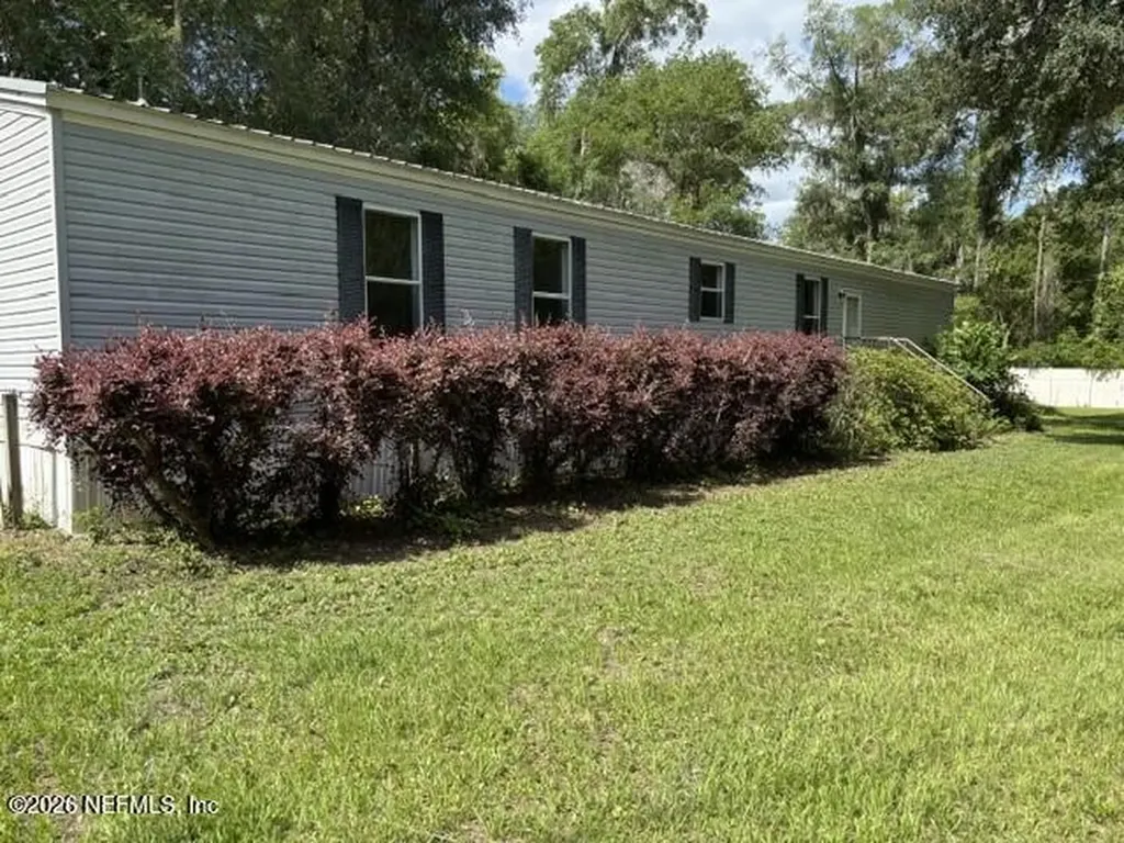 140 Price Road Hawthorne FL 32640