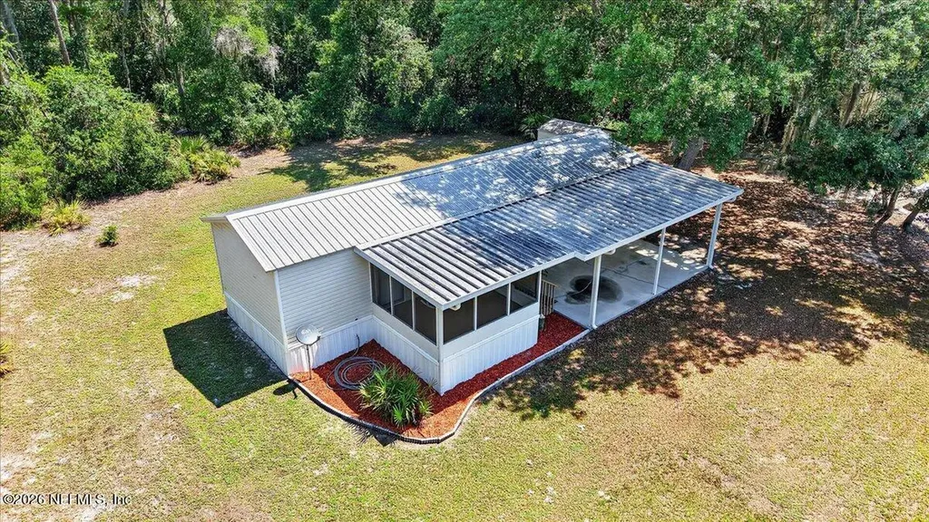 101 Diamond Lake Drive Crescent City FL 32112