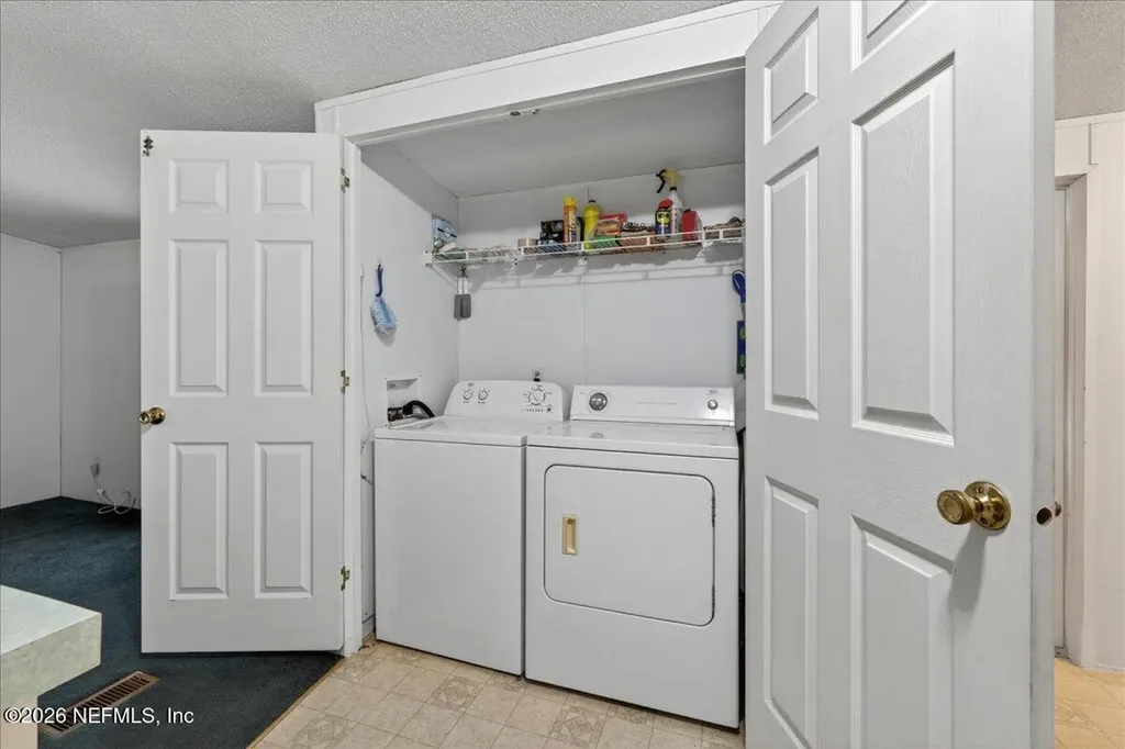 101 Diamond Lake Drive Crescent City FL 32112