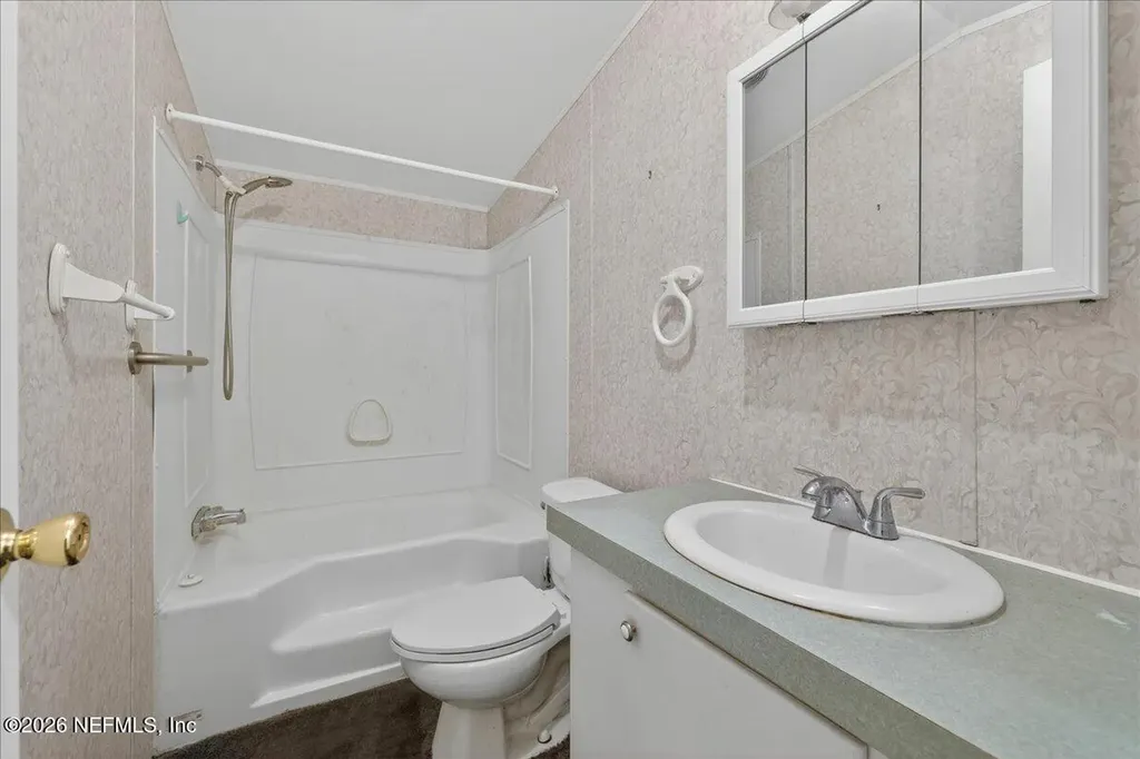 101 Diamond Lake Drive Crescent City FL 32112