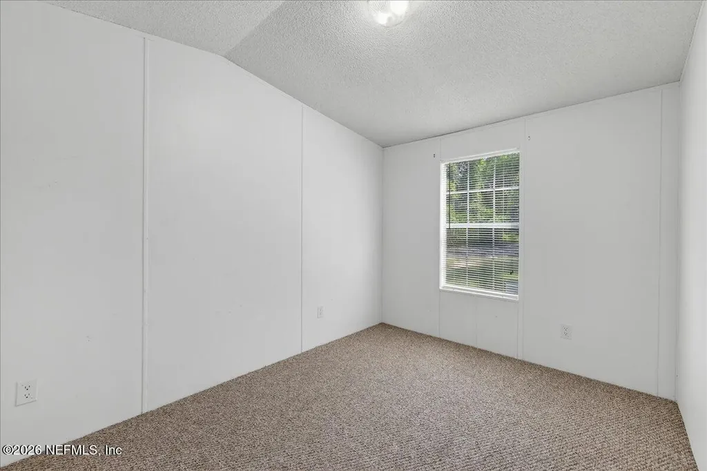 101 Diamond Lake Drive Crescent City FL 32112
