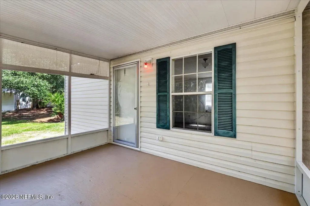 101 Diamond Lake Drive Crescent City FL 32112