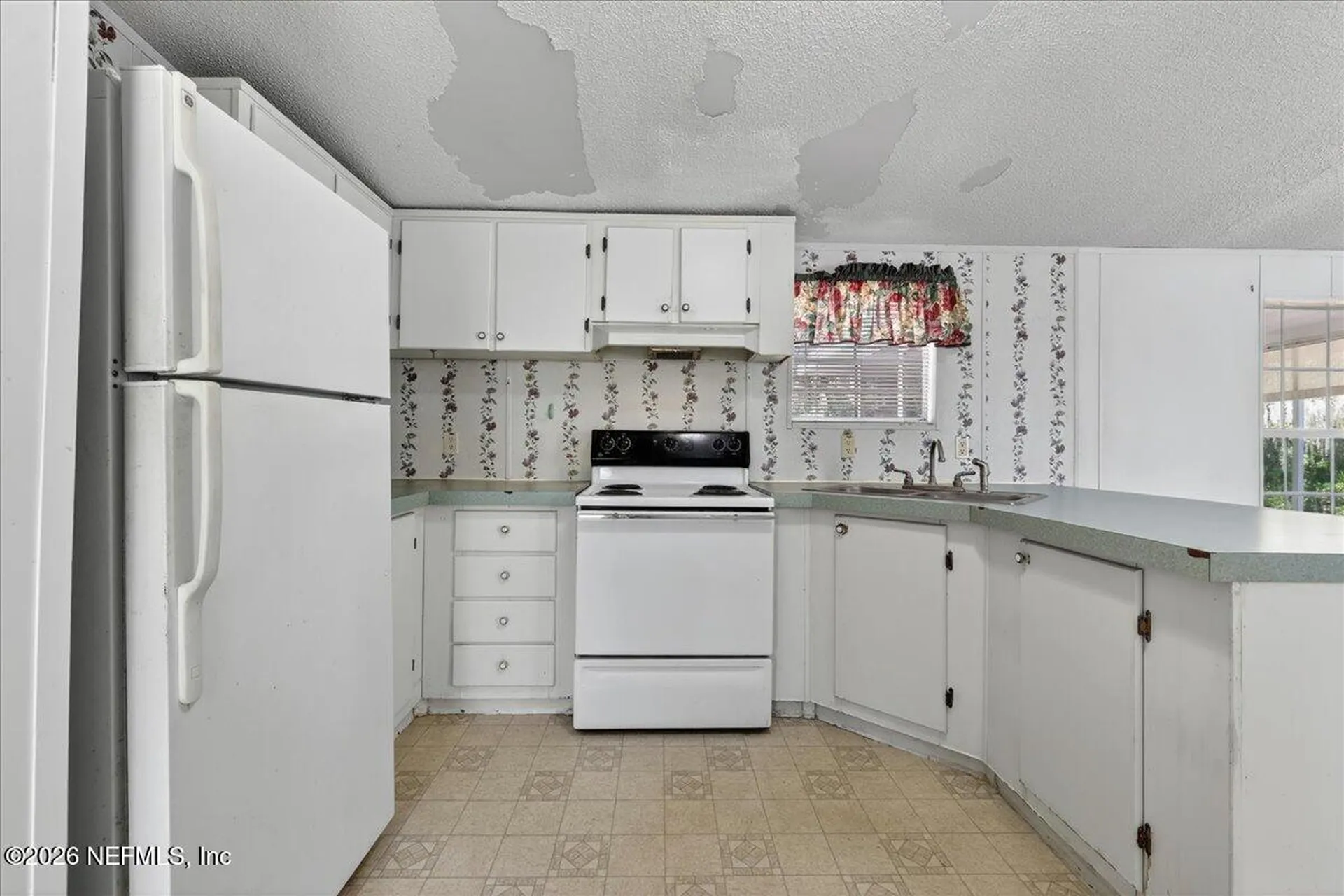101 Diamond Lake Drive Crescent City FL 32112