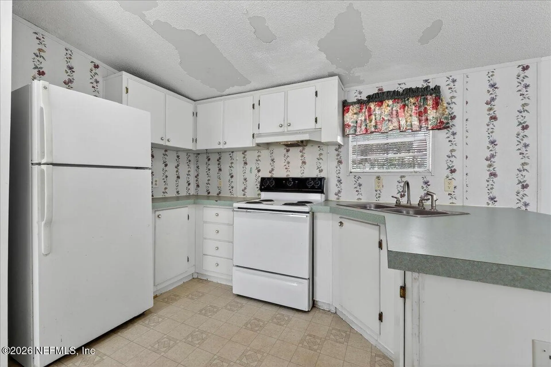 101 Diamond Lake Drive Crescent City FL 32112