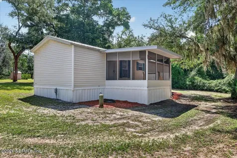 101 Diamond Lake Drive Crescent City FL 32112