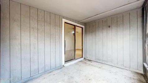 4773 Barnes S Jacksonville FL 32207