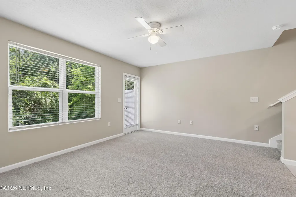 5988 Creekside Crossing Drive Jacksonville FL 32210