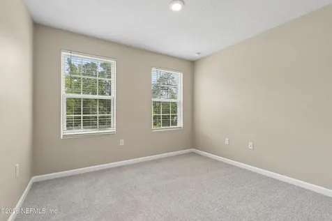 5988 Creekside Crossing Drive Jacksonville FL 32210