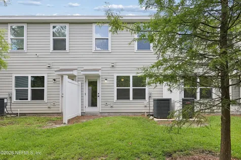 5988 Creekside Crossing Drive Jacksonville FL 32210