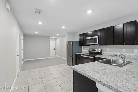 5988 Creekside Crossing Drive Jacksonville FL 32210