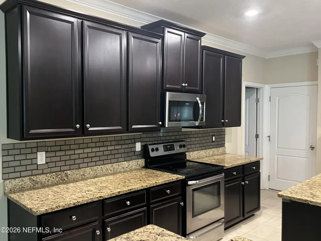 16057 Bainebridge Drive Jacksonville FL 32218