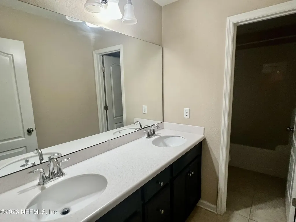 16057 Bainebridge Drive Jacksonville FL 32218