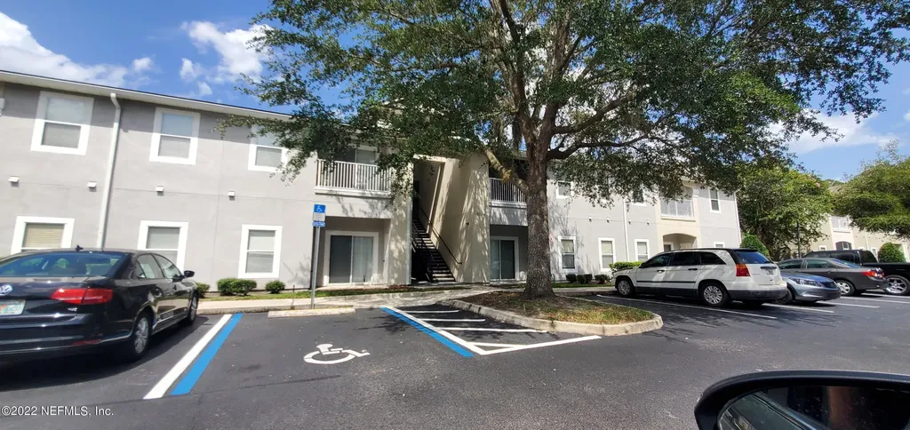 6094 Maggies Circle Jacksonville FL 32244
