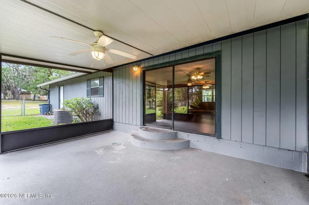 211 Dow Court Green Cove Springs FL 32043