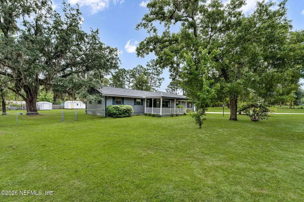 211 Dow Court Green Cove Springs FL 32043