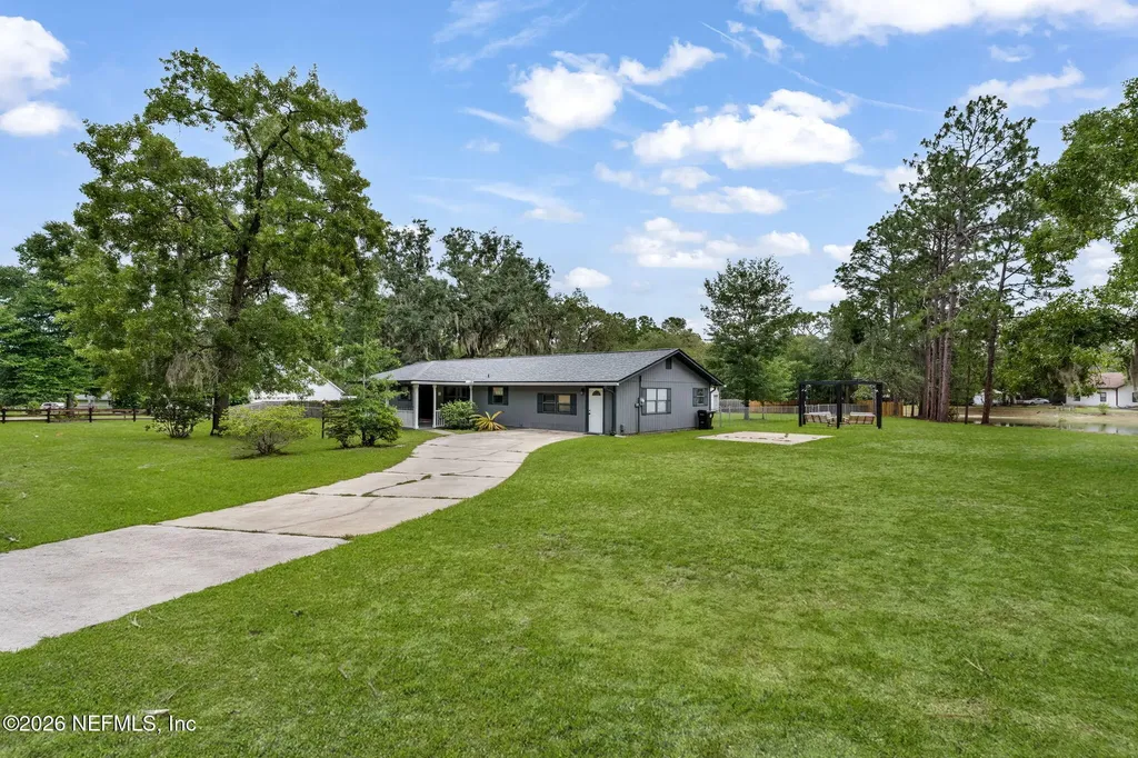 211 Dow Court Green Cove Springs FL 32043