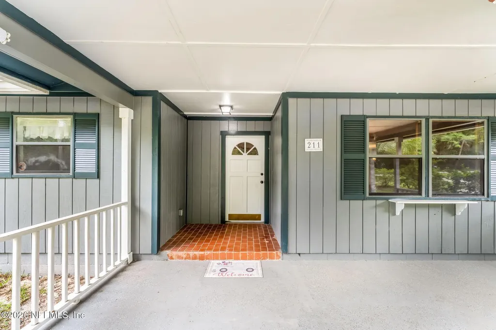211 Dow Court Green Cove Springs FL 32043