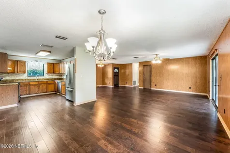 211 Dow Court Green Cove Springs FL 32043